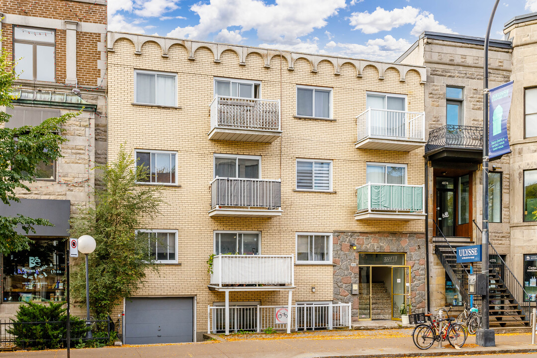 4166 Saint-Denis Rue in Montréal, QC - Building Photo