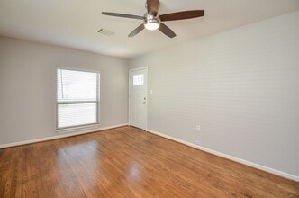 8153 Lenore St in Houston, TX - Building Photo - Building Photo