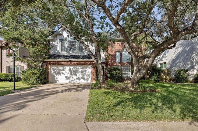 2414 Mockingbird Dr in Round Rock, TX - Foto de edificio - Building Photo