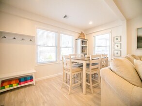 6 S Troy Ave in Ventnor City, NJ - Building Photo - Building Photo
