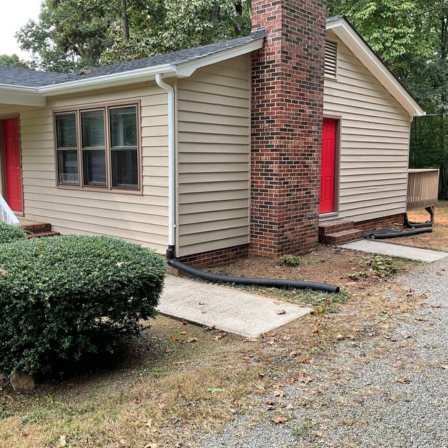 3892 English Oak Dr in Lincolnton, NC - Building Photo - Building Photo