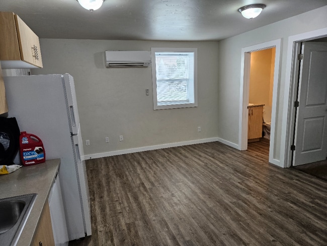 1401 Oakley Ave in Burley, ID - Building Photo - Building Photo
