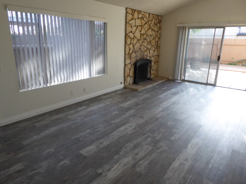 1015 Canal St in Oxnard, CA - Building Photo