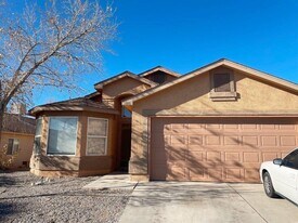 2315 Iron Gate Trail SW in Albuquerque, NM - Building Photo