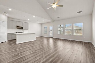 631 Wild Spur Ln in Liberty Hill, TX - Building Photo - Building Photo