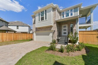 1446 Shaded Rock Dr in Missouri City, TX - Building Photo - Building Photo