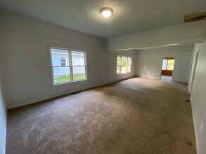 725 N Kimball St in Danville, IL - Building Photo - Building Photo