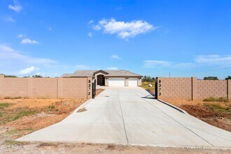 8373 E Sunwing Ridge Dr in Hereford, AZ - Building Photo - Building Photo