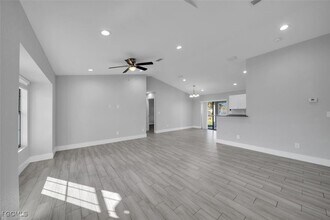 919 NE 35th Ln in Cape Coral, FL - Building Photo - Building Photo