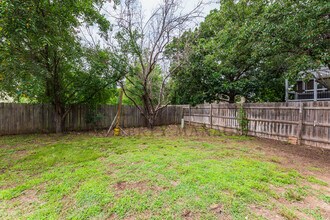 141 S Lark St in Wichita, KS - Building Photo - Building Photo