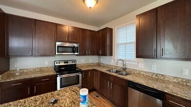 2008 Cedar St in Richmond, VA - Building Photo - Building Photo