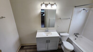 4061 Park Center Ln, Unit D in Fremont, CA - Foto de edificio - Building Photo