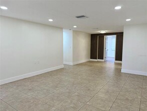 5631 Riddle Rd in Holiday, FL - Building Photo - Building Photo