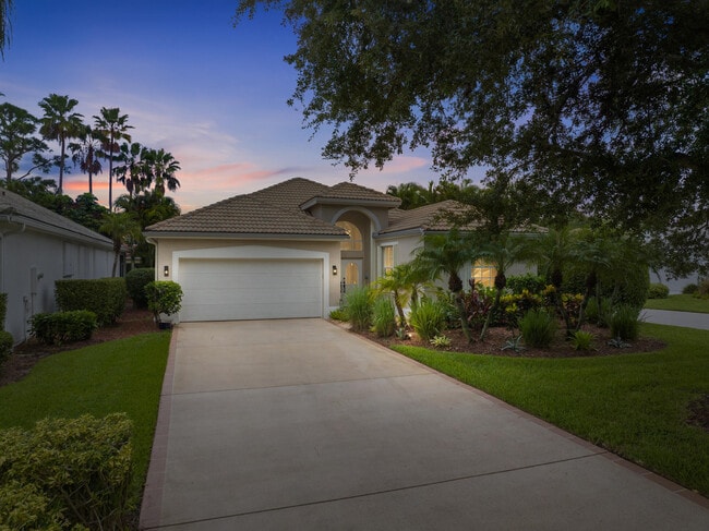 property at 1506 SE Holyrood Ln