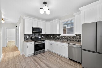 784 Avenue C in Bayonne, NJ - Building Photo - Building Photo