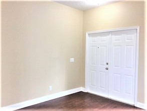 13521 Waterhouse Way in Orlando, FL - Building Photo - Building Photo