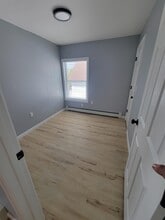 238 Auburn St in Manchester, NH - Building Photo - Building Photo