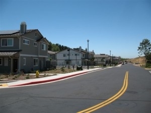 Creekside Village in Los Alamos, CA - Building Photo