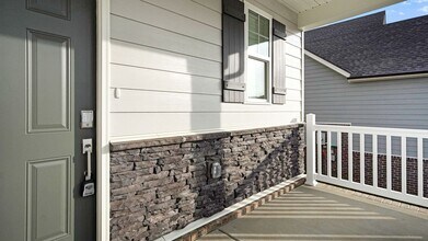 130 Millbrook Dr in Spring Hill, TN - Building Photo - Building Photo