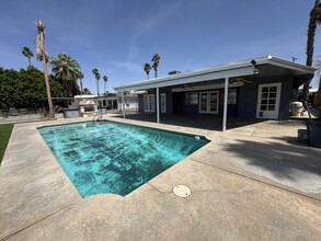 77110 Indiana Ave in Palm Desert, CA - Building Photo - Building Photo