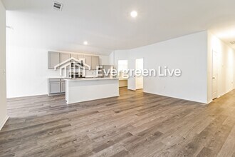 108 Terrence Dr in Beebe, AR - Building Photo - Building Photo