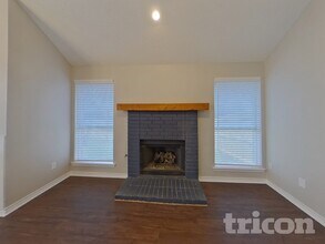 6910 Montego Dr in Rowlett, TX - Building Photo - Building Photo