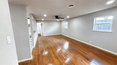 4200 Kenwood Ct in Fort Worth, TX - Building Photo - Building Photo