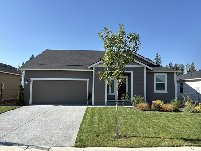 19636 135th Avenue E in Graham, WA - Foto de edificio - Building Photo