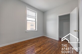 1000 N Mozart St, Unit 2w in Chicago, IL - Building Photo - Building Photo