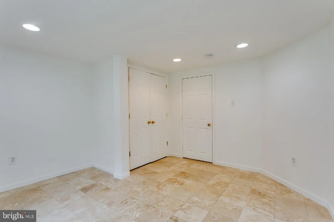 property at 301 Loureiro Ln