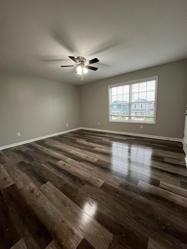 1045 Dixie Plaza in Richmond, KY - Building Photo - Building Photo