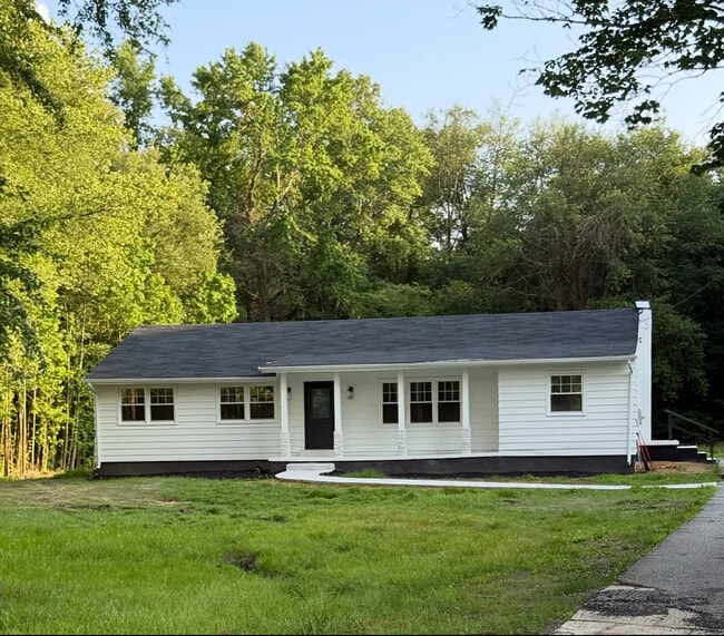 property at 2238 Lockwood Chapel Rd