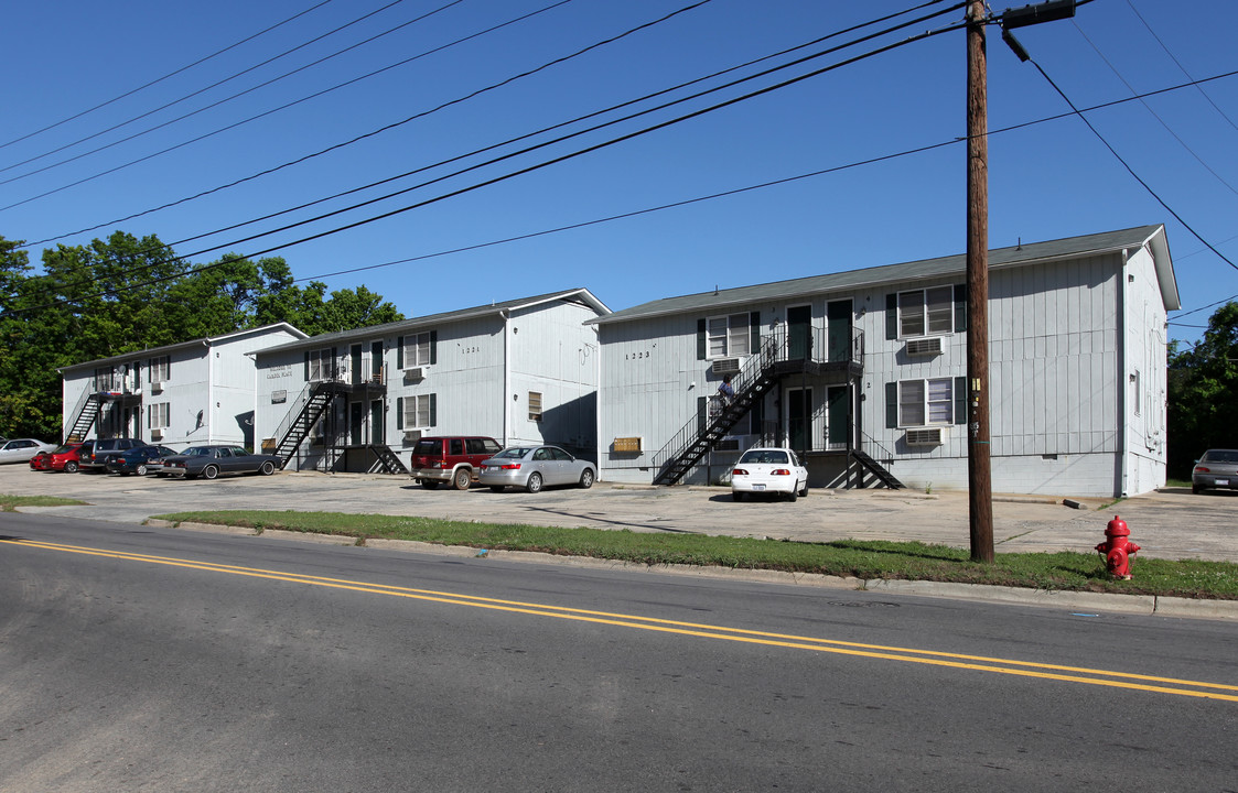 Camden Place in Durham, NC - Building Photo