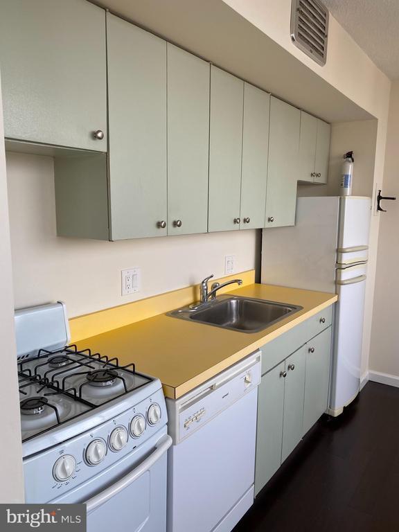 property at 1326 Spruce St