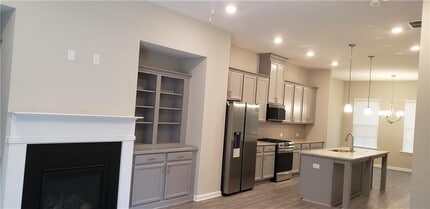 2685 Queenstown St in Norcross, GA - Building Photo - Building Photo