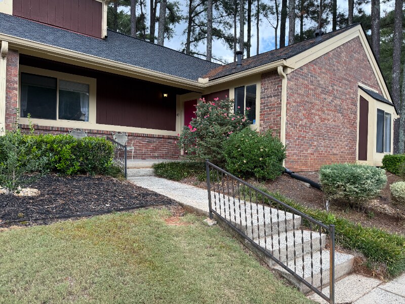 49 Country Pl Ct in Alpharetta, GA - Building Photo