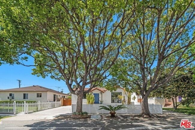 3635 Wesley St in Culver City, CA - Building Photo - Building Photo