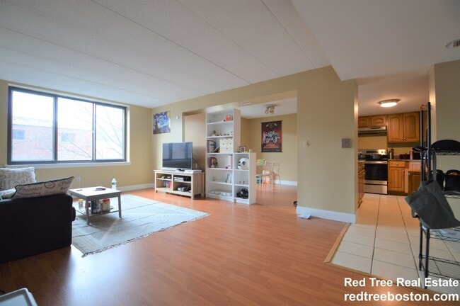 property at 85 Brainerd Rd