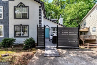 4210 Lakes End Dr NW in Kennesaw, GA - Building Photo - Building Photo