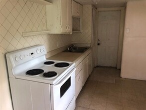 414 1/2 S Miami St in Lake Wales, FL - Building Photo - Building Photo