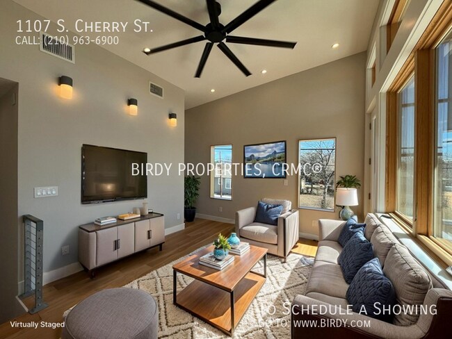 1107 S Cherry St in San Antonio, TX - Building Photo - Building Photo