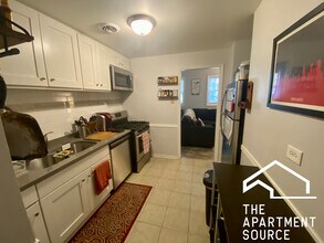 3714 N Sheffield Ave, Unit 101 in Chicago, IL - Foto de edificio - Building Photo