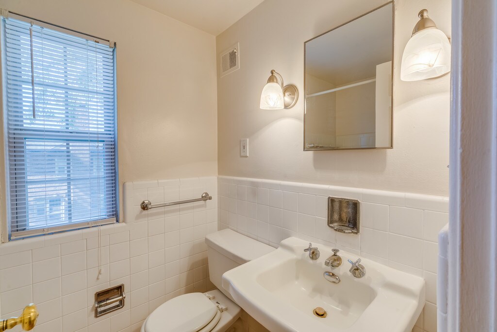 Springwells Park Dearborn, MI Apartments