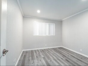 4143 Van Dyke Ave, Unit D in San Diego, CA - Foto de edificio - Building Photo