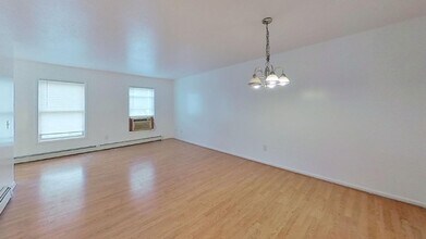 72 Chestnut St in Norwalk, CT - Building Photo - Building Photo