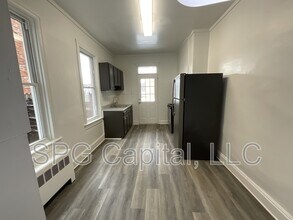 938 W College Ave in York, PA - Building Photo - Building Photo