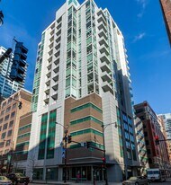 170 W Polk St in Chicago, IL - Building Photo