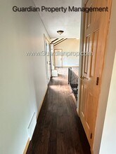 10424 Nesbitt Ave S in Bloomington, MN - Building Photo - Building Photo