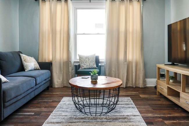 4034 Bailey Ave, Unit Upper