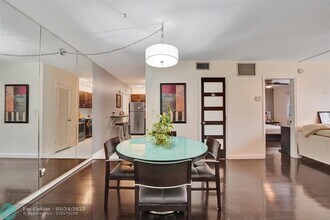 1950 N Andrews Ave in Wilton Manors, FL - Foto de edificio - Building Photo